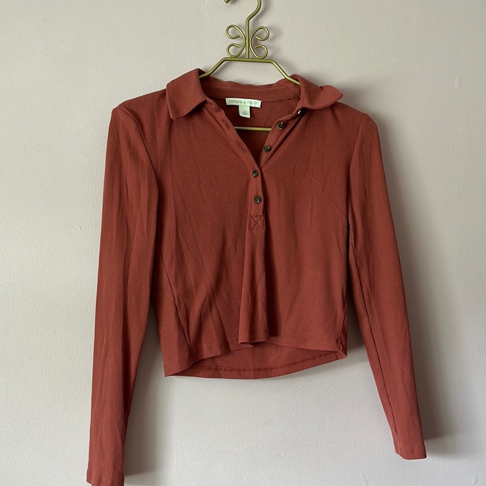 Chelsea and violet cropped long sleeve